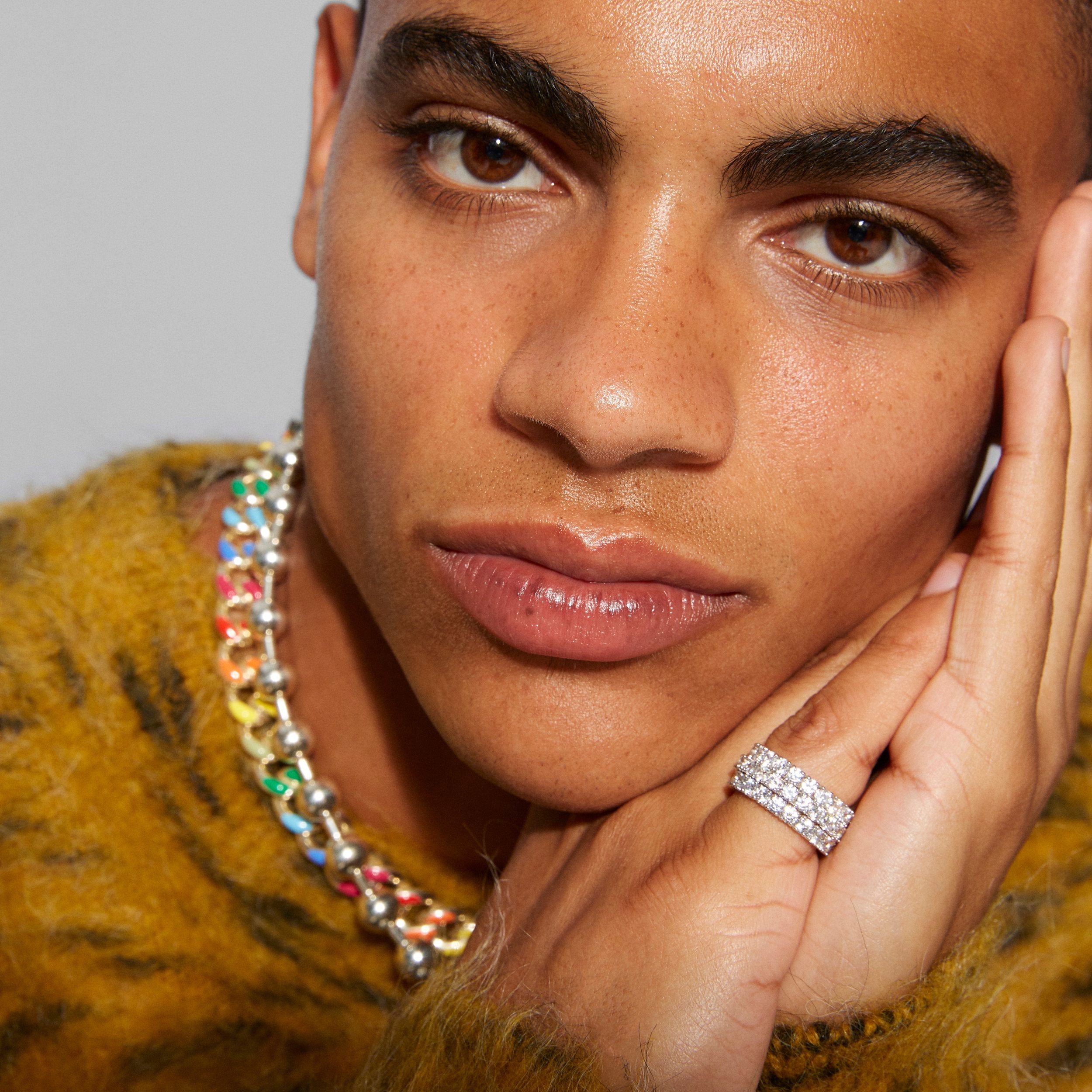 The Luxe Diamond Stacking Ring, 18K Gold
