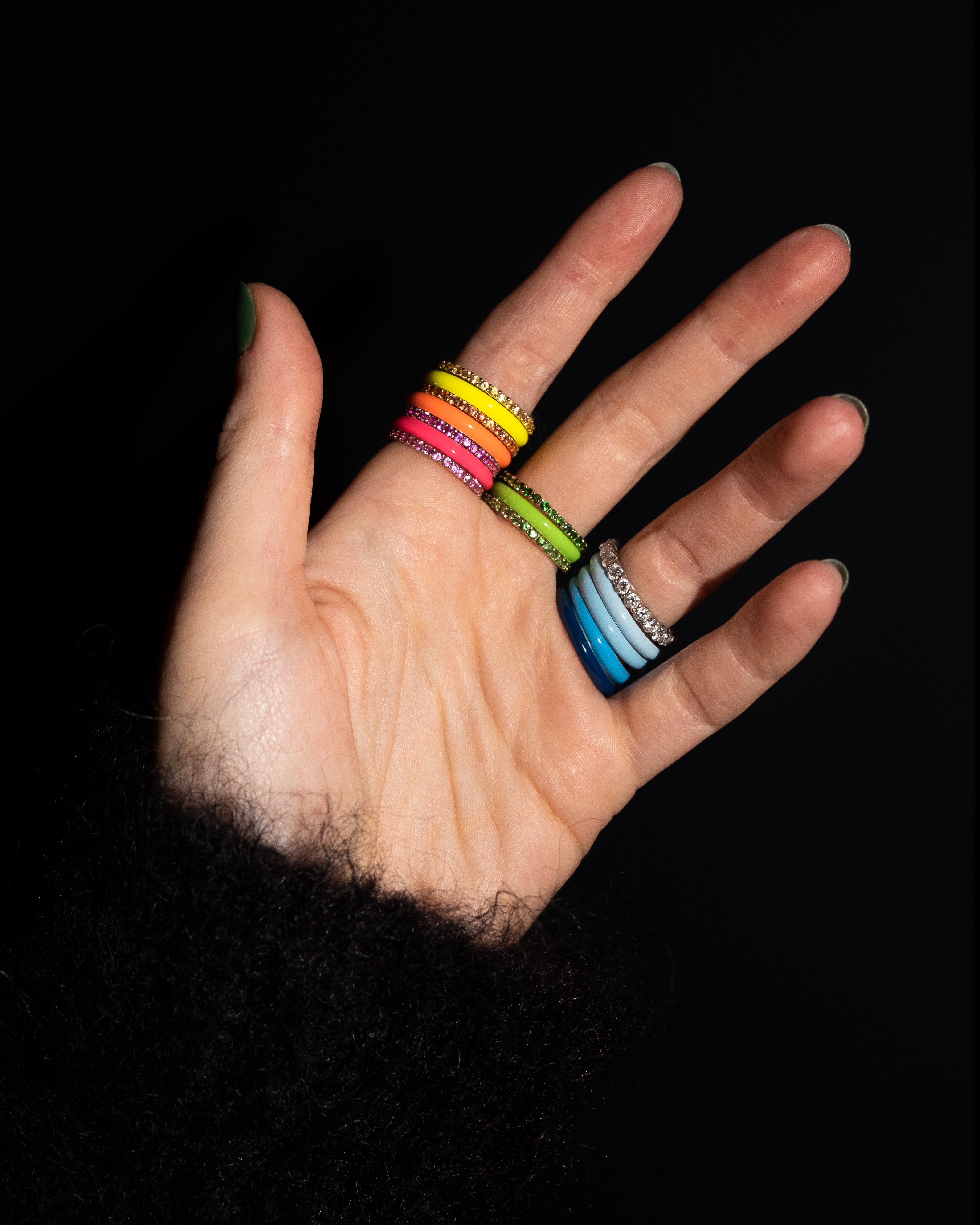 Fuchsia Sapphire Stacking Ring in 14K Gold