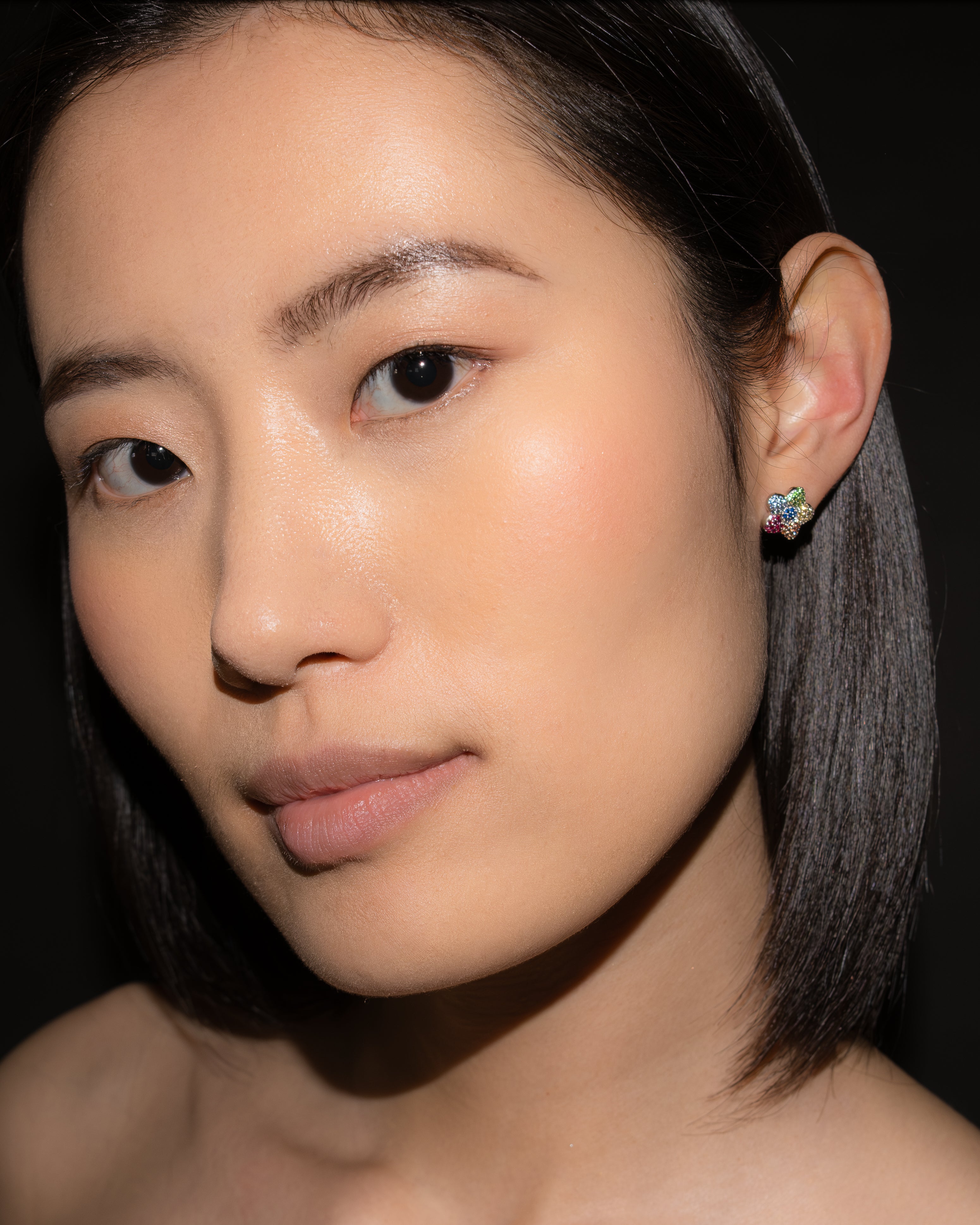 FLOWER POWERS™ Sapphire Stud Earrings