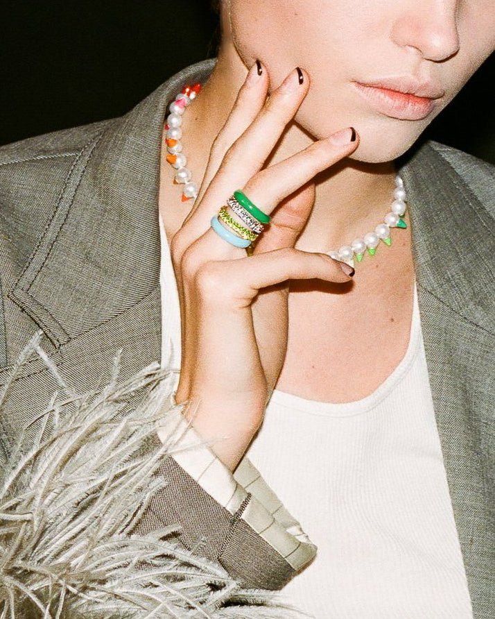 Enamel Studded Pearl Necklace